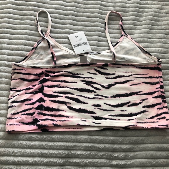 Brand New Forever 21 Cute Tank Top Size 1X - Picture 2 of 4